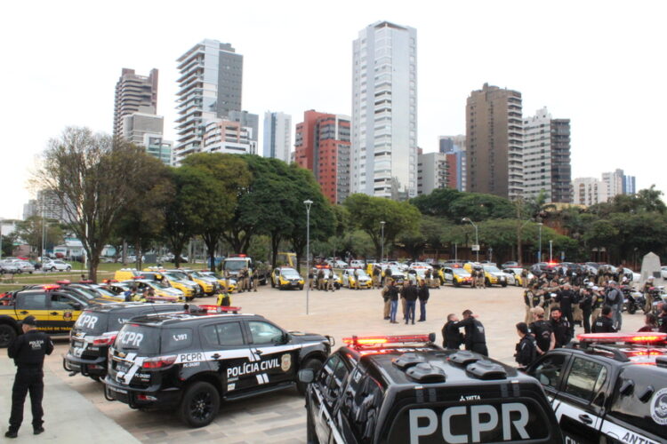 Lançamento concentrou as forças de segurança na praça da Catedral (Crédito: Cristiano Martinez)