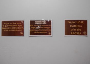 Jogadores Anônimos, JA, é uma instituição formada por pessoas que perderam o controle sobre seu modo de apostar