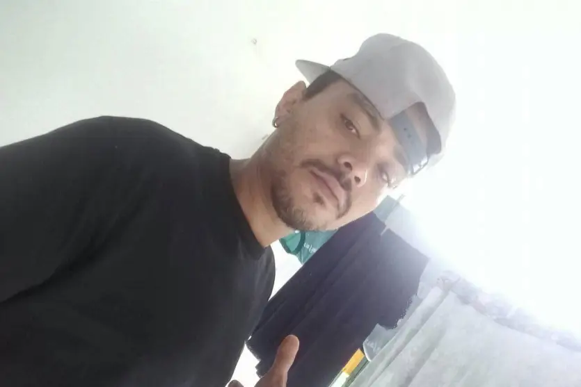 Casal sofre acidente de moto e morre na PR-482