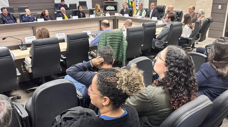 Universidades de Maringá e Londrina realizam pesquisa para integrar e melhorar os serviços de saúde