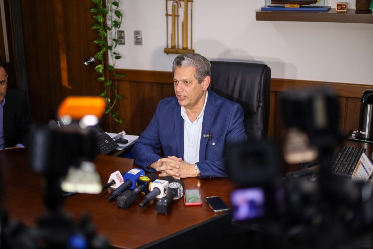 prefeitura fala em pagar plano de saúde para motoristas da TCCC