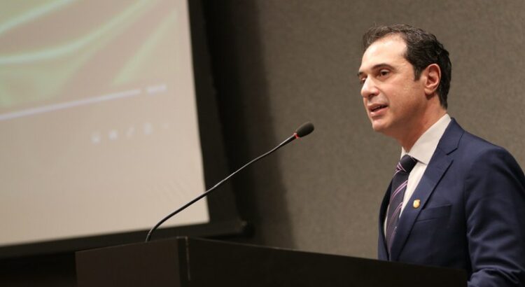 Cezar Luiz Busto assume novamente o cargo de delegado da Polícia Federal em Maringá