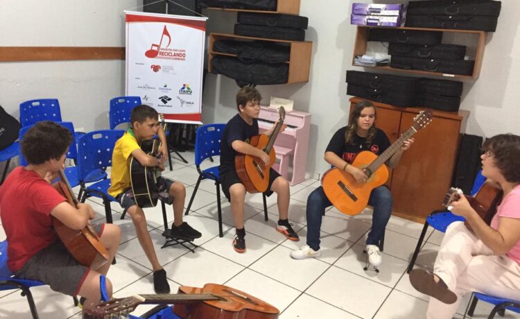 Festival Violões do Paraná, o Fevip, começa quarta-feira em Maringá
