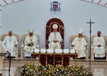 dom evandro luis braun é empossado como bispo de Campo Mourão