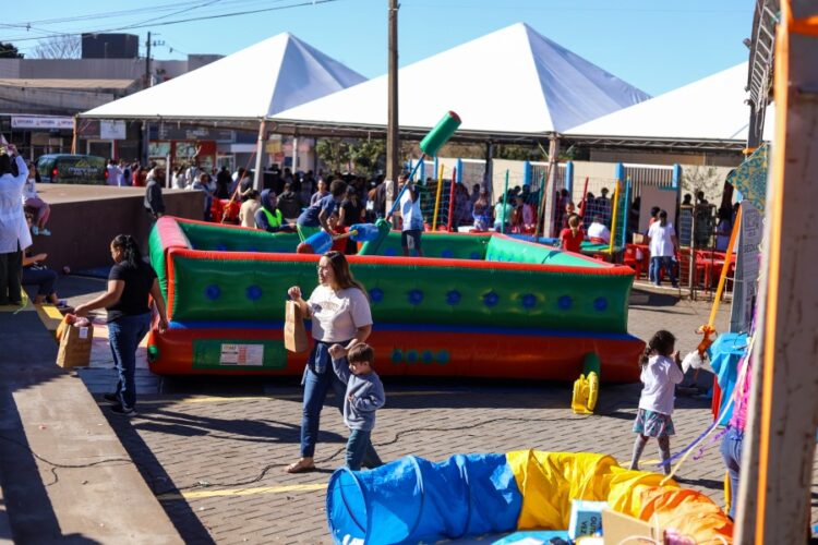 Maringá + Cidadania na Vila Santa Izabel objetiva aproximar da comunidade os serviços prestados pela prefeitura