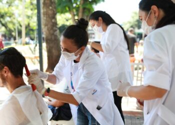 Projeto Reintegrando oferece atendimento a moradores de rua