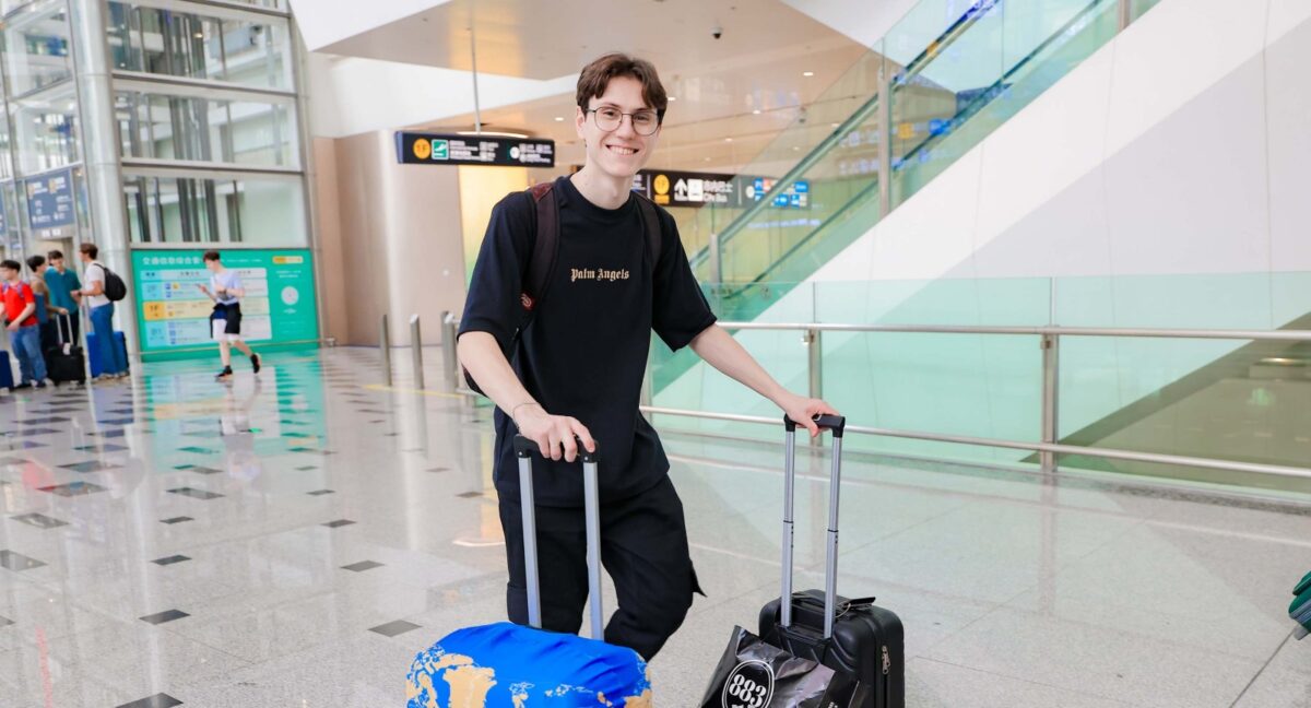 Estudante de Douradina está em Pequim após se classificar na 1ª Olimpíada Nacional de Inteligência Artificial (ONIA)