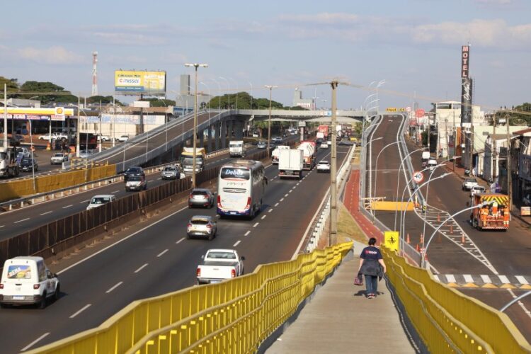 Governador inaugura dois viadutos em Sarandi