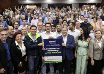 Ratinho assina convênio de R$ 450 milhões para a duplicação do Contorno Sul