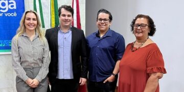 AOCP na mesa diretora do Comas