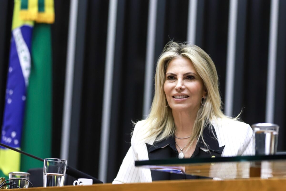 Cida Borthetti ´é pré-candidata ao governo do Estado