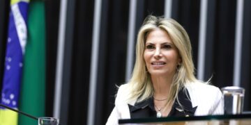 Cida Borthetti ´é pré-candidata ao governo do Estado
