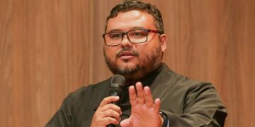 Câmara de Maringá vota projeto que declara “persona non grata” quem violar prerrogativas da advocacia