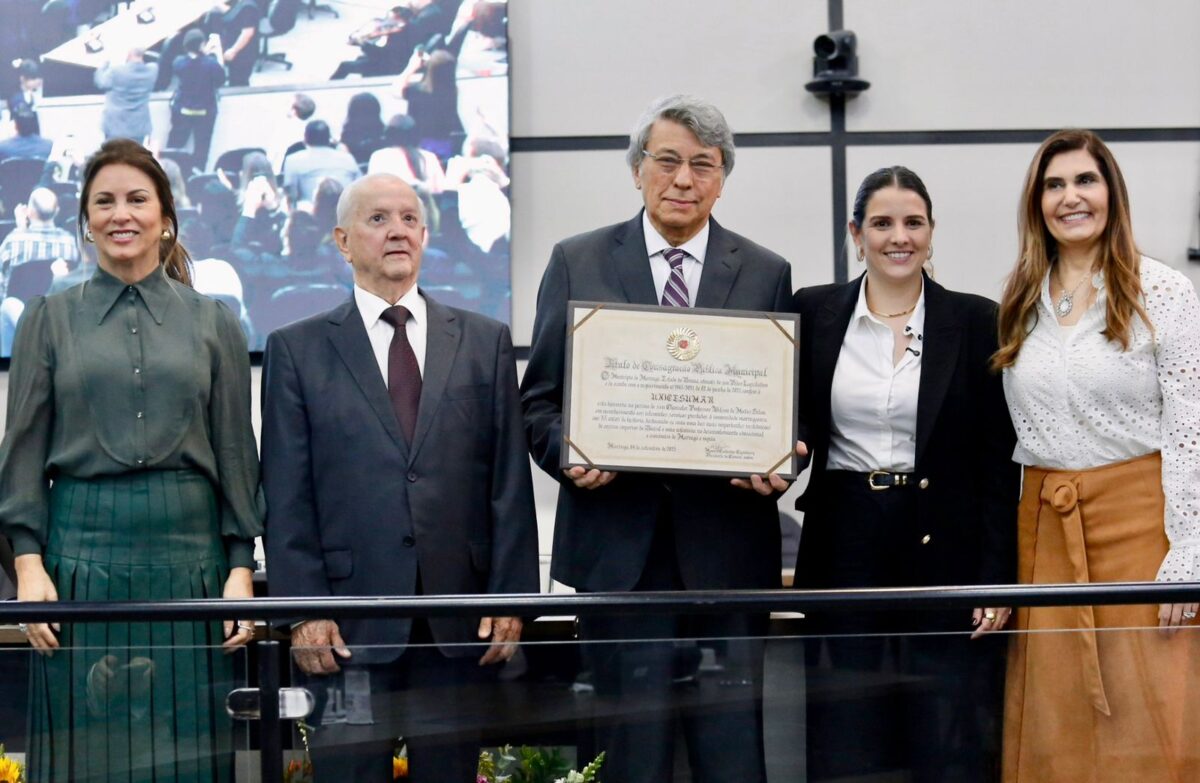 Unicesumar é homenageada pela Câmara de Maringá por seus 35 anos
