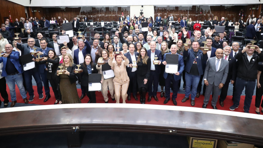 Projeto Cannabis rende a Mandaguari o Prêmio Gestor Público Paraná 2025