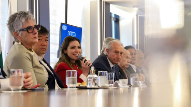 Deputada Maria Victoria apresenta Hub do Bem à Associação Comercial do Paraná