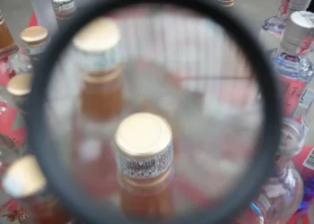 Paraná confirma mais duas mortes relacionadas à intoxicação por metanol