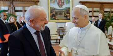 Presidente Lula se reúne com papa Leão XIV, pela primeira vez, no Vaticano