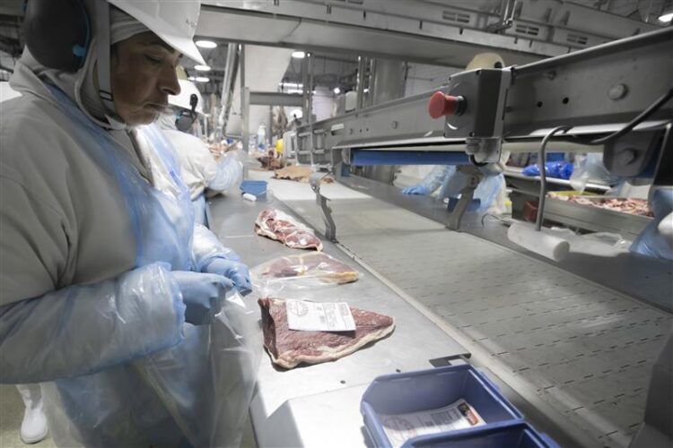 O setor de alimentos emprega mais de 250 mil trabalhadores no Estado
