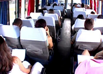 Câmara autoriza prefeitura de Paranacity a subsidiar o transporte de universitários