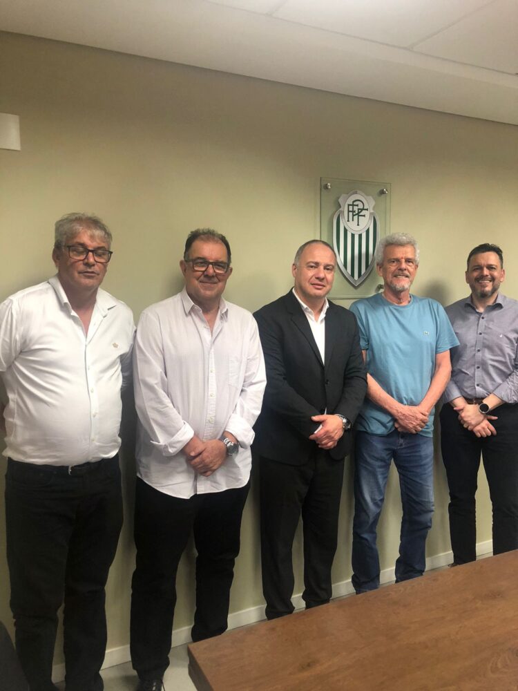 Presidente da FPF vai pedir reconhecimento dos títulos nacionais do Grêmio Esportivo Maringá