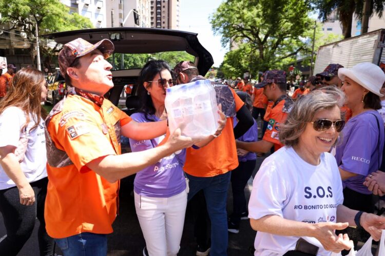 Maringá arrecada para vítimas do tornado