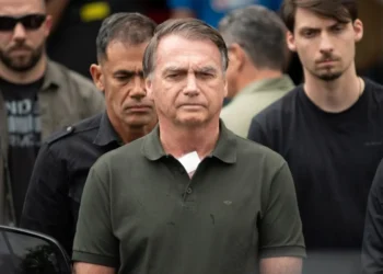 Bolsonaro é preso a pedido da Polícia Federal