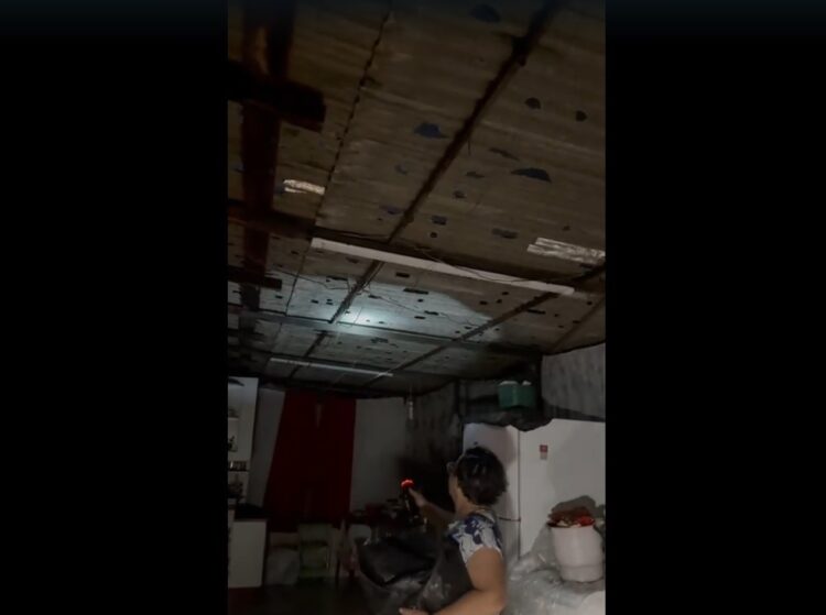 Casa afetada pelo temporal no Cambuí (Crédito: Reprodução/Pref. Marialva)