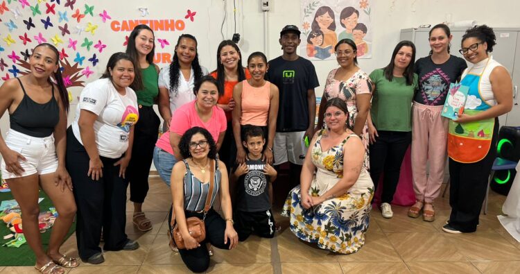 Escola de Paranacity cria projeto mães leitoras para aproximar a escola da comunidade