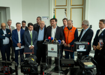 Governador Carlos Massa Ratinho Junior autorizou nesta segunda-feira, 3 novembro, o repasse de R$ 50 milhões do Tesouro Estadual ao Fundo Estadual para Calamidades Públicas (Fecap) -Crédito: Felipe Henschel/AEN