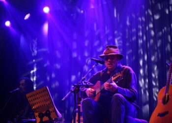 Apresentação ocorreu no palco do Teatro Marista (Crédito: Cristiano Martinez)