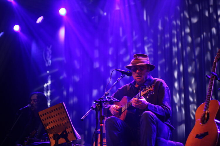 Apresentação ocorreu no palco do Teatro Marista (Crédito: Cristiano Martinez)