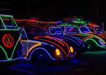 caravanas natalinas começam a percorrer bairros de Maringá