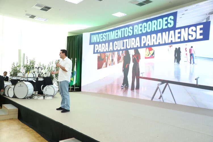 Anúncios ocorreram durante evento em Curitiba, com o governador (Crédito: Ari Dias/AEN-PR)