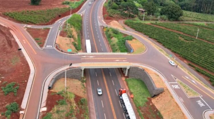 Governador entrega obra de viaduto na PR-444, em Mandaguari