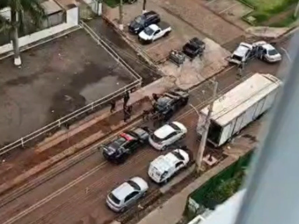 Dois morrem em confronto com a PM e outro está em estado grave