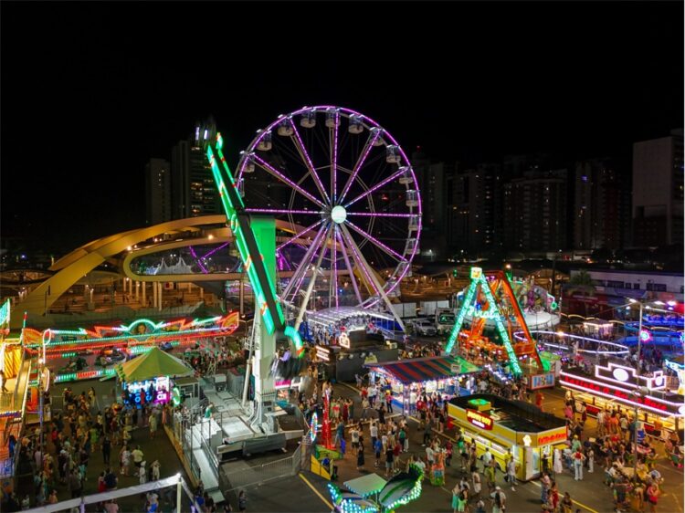 Decoração natalina de Maringá será desligada quarta-feira