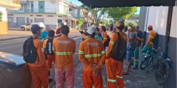 Trabalhadores da coleta de lixo de Sarandi decidem por greve a partir de segunda-feira