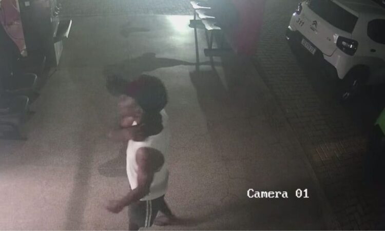 Carro da prefeitura de Marialva é furtado durante a noite