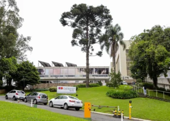 suspensa a privatização da Celepar