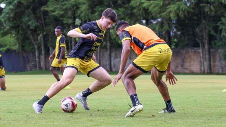 Serpente tem vantagem do segundo jogo em casa para evitar o descenso.Assessoria FC Cascavel.