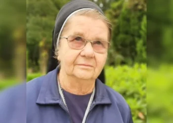 Freira de 82 anos é assassinada a pauladas em convento do Paraná