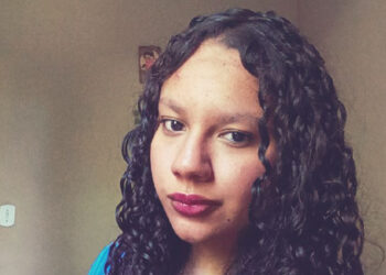 Kamila da Silva Santos, estudante ribeirinha de Querência do Norte, garante ingresso no ensino superior por meio do programa Aprova Paraná Universidades