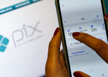 Começam a valer as novas regras do PIX, criadas para ampliar a segurança