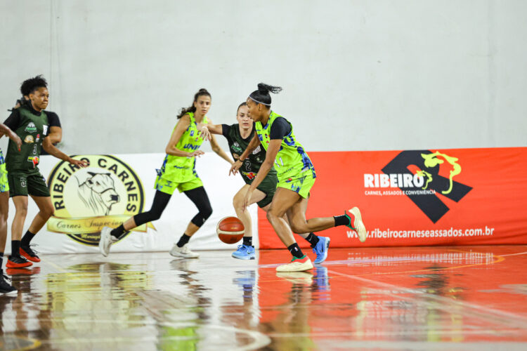 Santo André sai com a vitória de Maringá (Crédito: Ekoesporte)