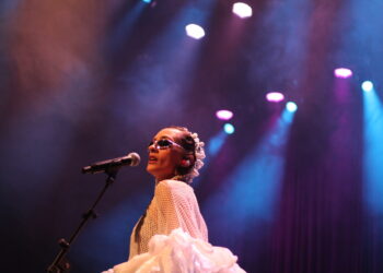 Show ocorreu no palco do Sesc Maringá (Crédito: Cristiano Martinez)