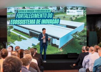 Guto Silva participa da entrega do Centro de Inovação Tecnológica da UEL