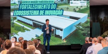 Guto Silva participa da entrega do Centro de Inovação Tecnológica da UEL