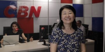 Jornalista Elci Nakamura é homenageada com nome no novo estúdio da CBN Maringá