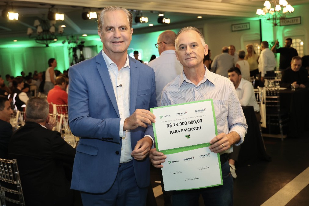 Gestores conhecem projetos estratégicos do governo para os muniicípios